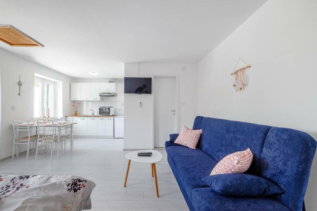 Tribalj Apartments Nada מראה חיצוני תמונה