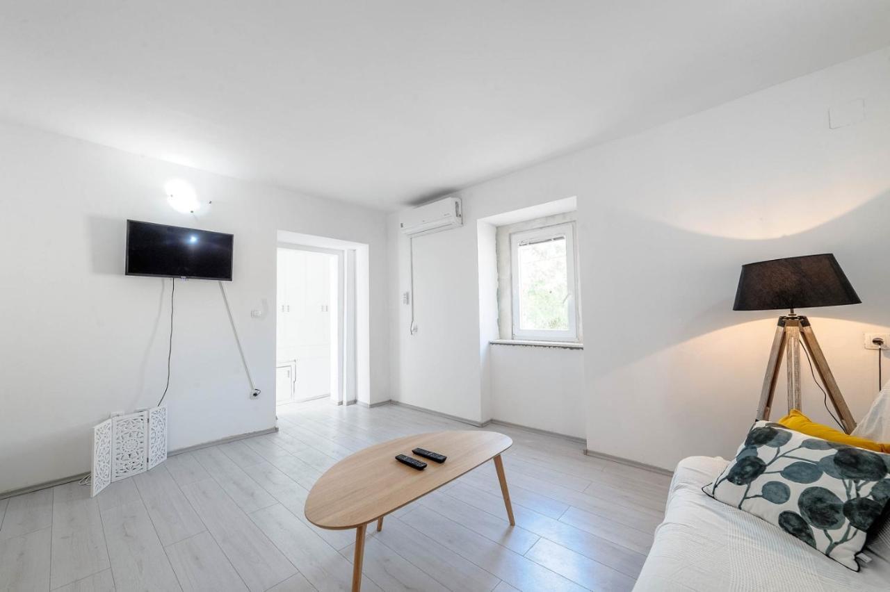 Tribalj Apartments Nada מראה חיצוני תמונה